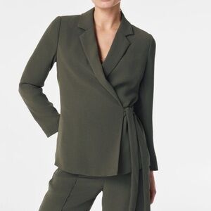 SPANX Crepe Wrap Blaze
